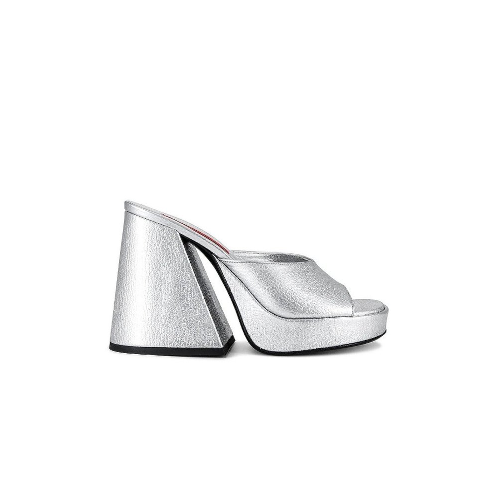Simon Miller Slice Heel in Silver